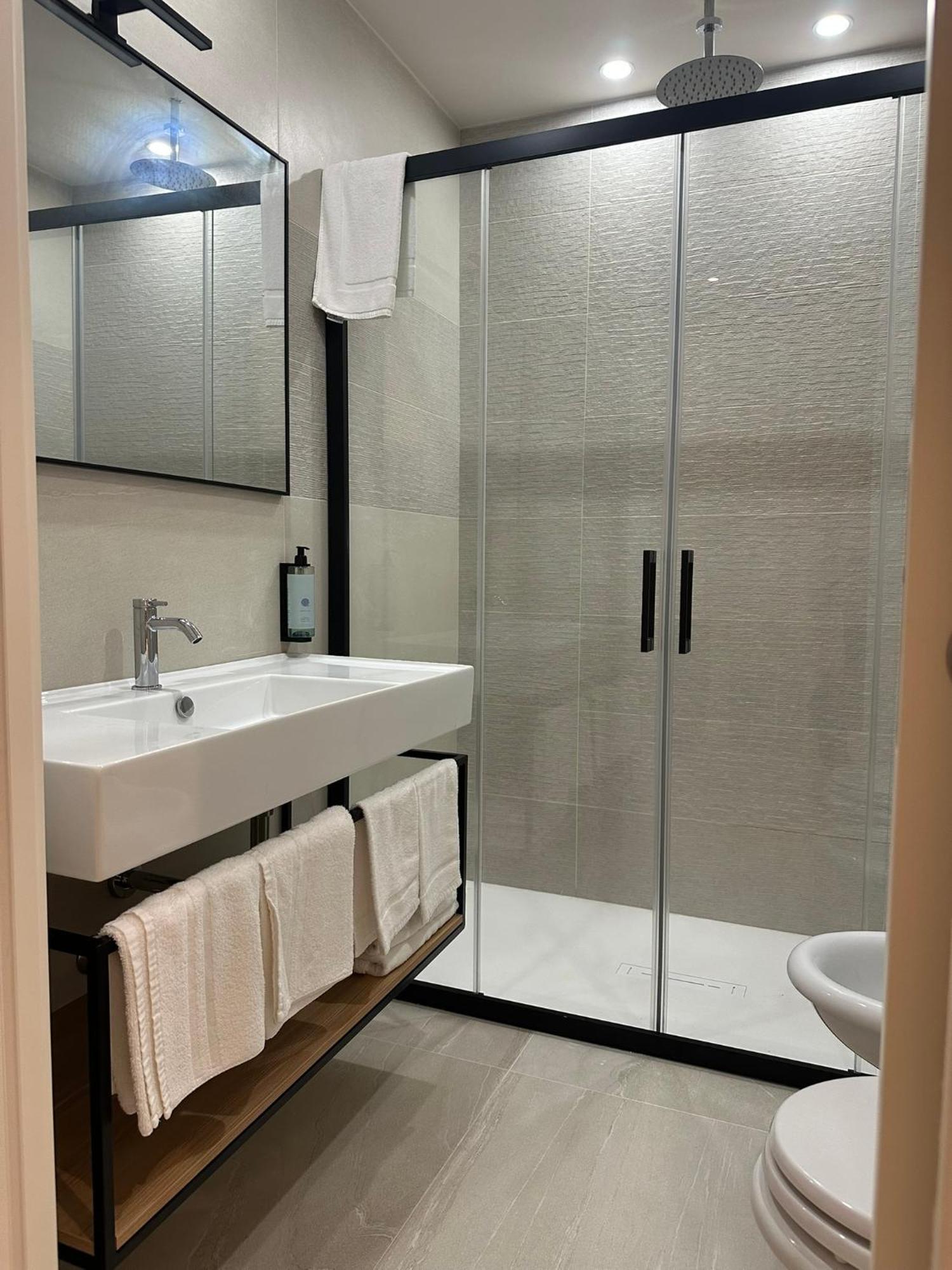 Hotel Tropic - Fronte Mare Riccione Dış mekan fotoğraf