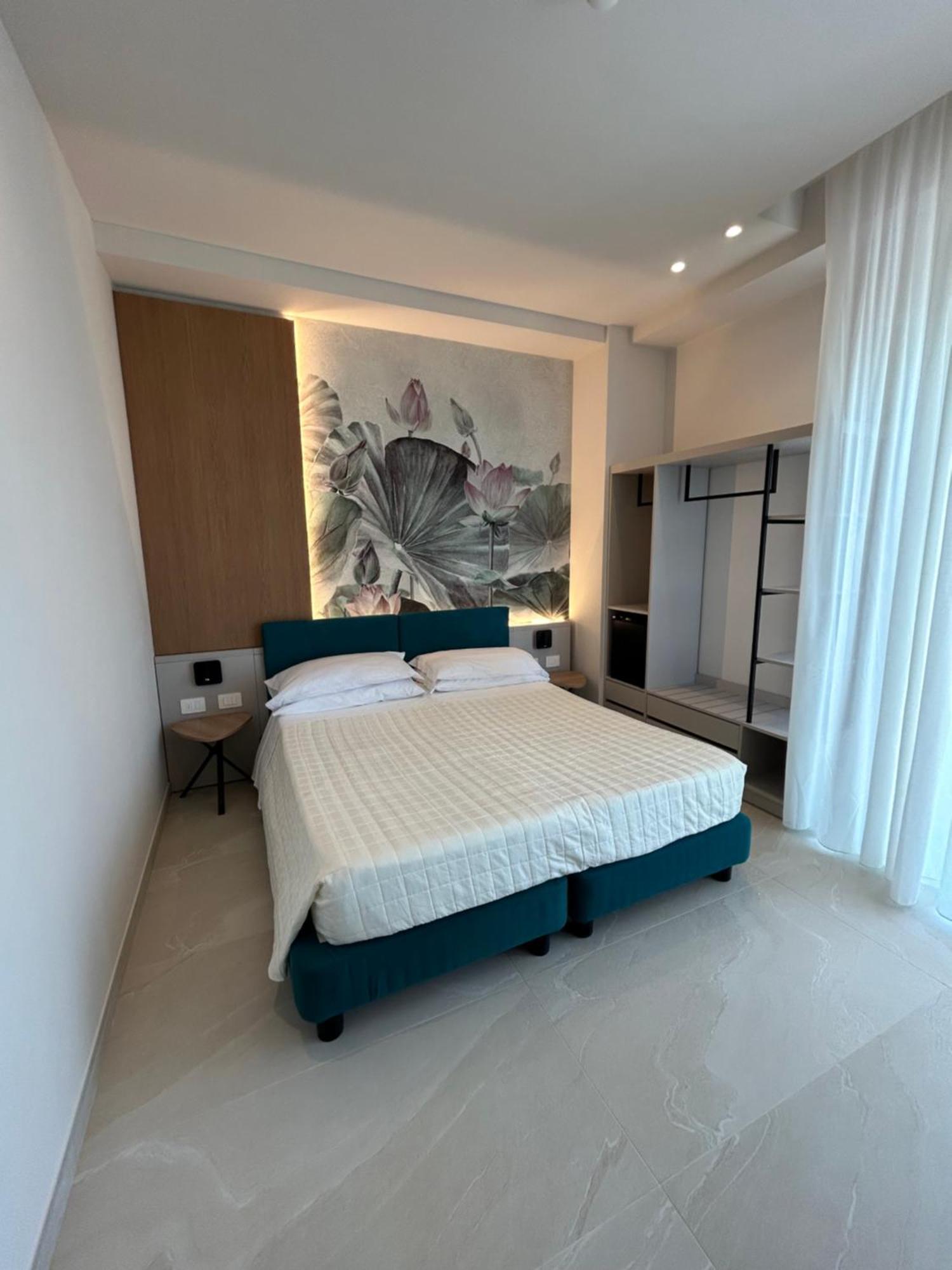 Hotel Tropic - Fronte Mare Riccione Dış mekan fotoğraf